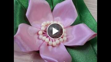 İncili Boncuklu Çiçek Yapımı (Pearly Beaded Flower Making)
